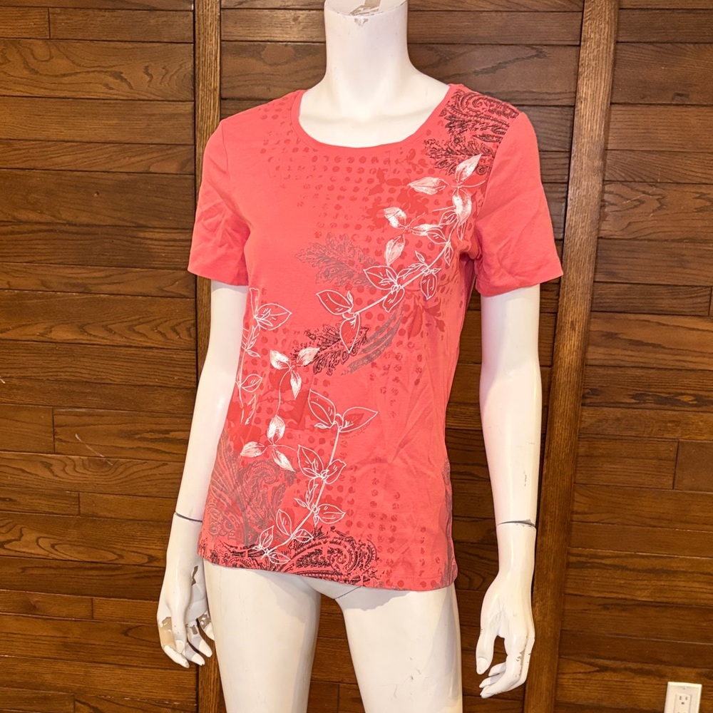 Northern Reflections Pink Floral Short Sleeve Tee - Picture 1 of 4